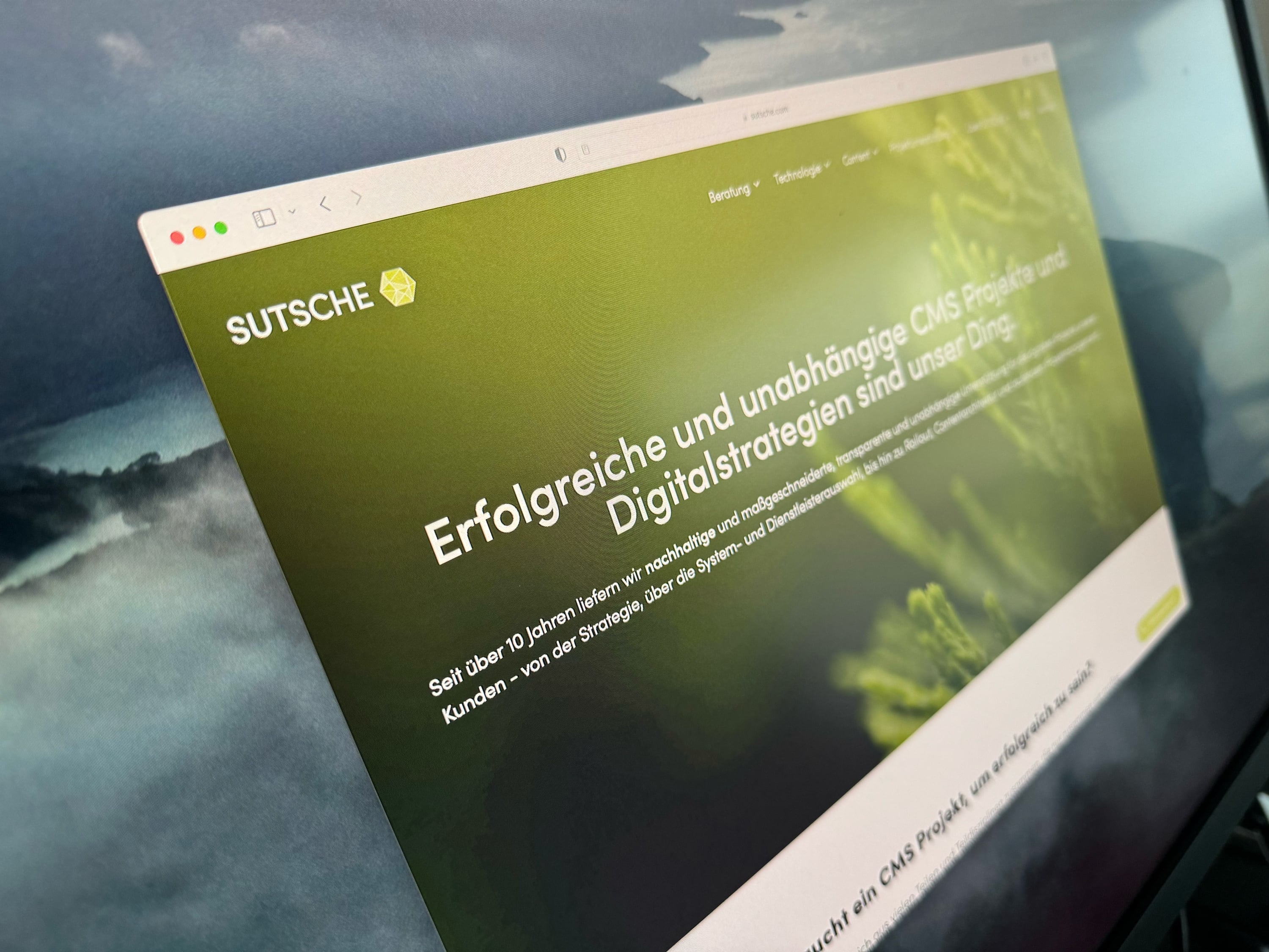 Bildschirmansicht der neuen SUTSCHE Webseite nach dem Relaunch