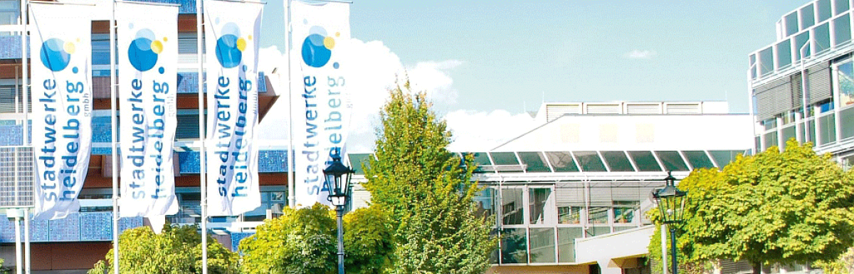 Stadtwerke Heidelberg Fahnen vor Gebäude